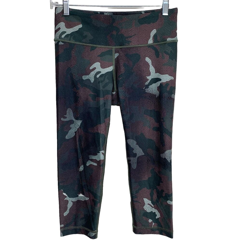 Wear‎ It To Heart Leggings Womens Small Green Camo Snakeskin Crop Activewear